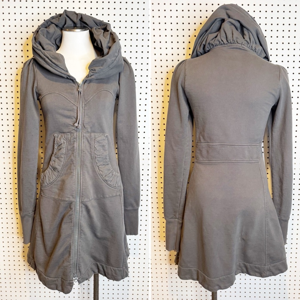 Prairie Underground | Long Cloak‎ Hoodie in Grey Sz. S